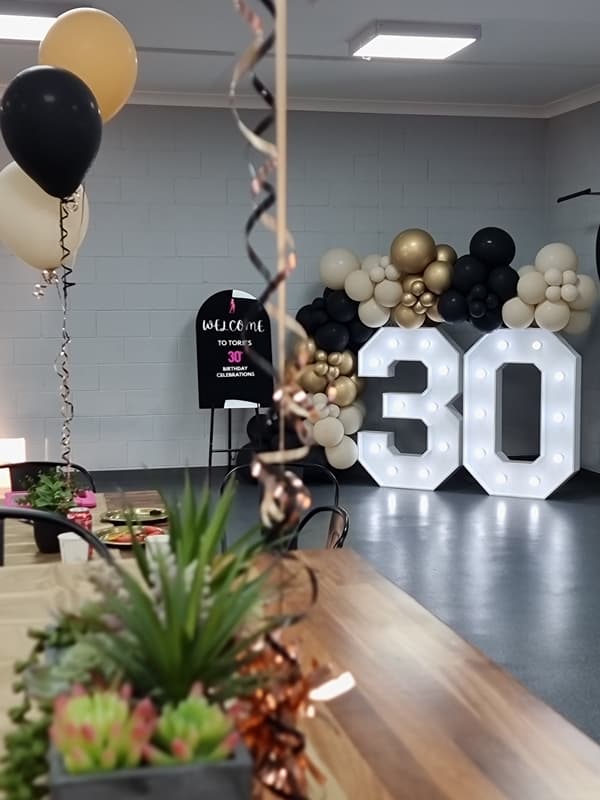 Lightup Numbers spotted at a 30Th Birthday in Yatala, Gold Coast - party hire by SweetAz Co.