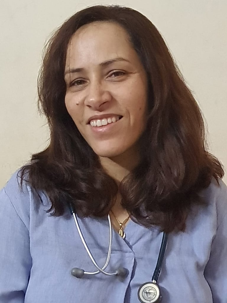Dr. Preeti Chadha- Child Specialist- Neonatalogist -Pediatrician
