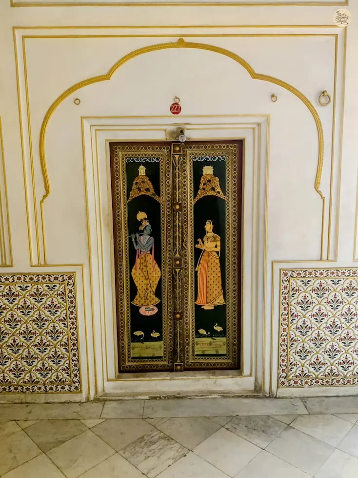 Phool Mahal in Bikaner showcasing vibrant colors and intricate craftsmanship.