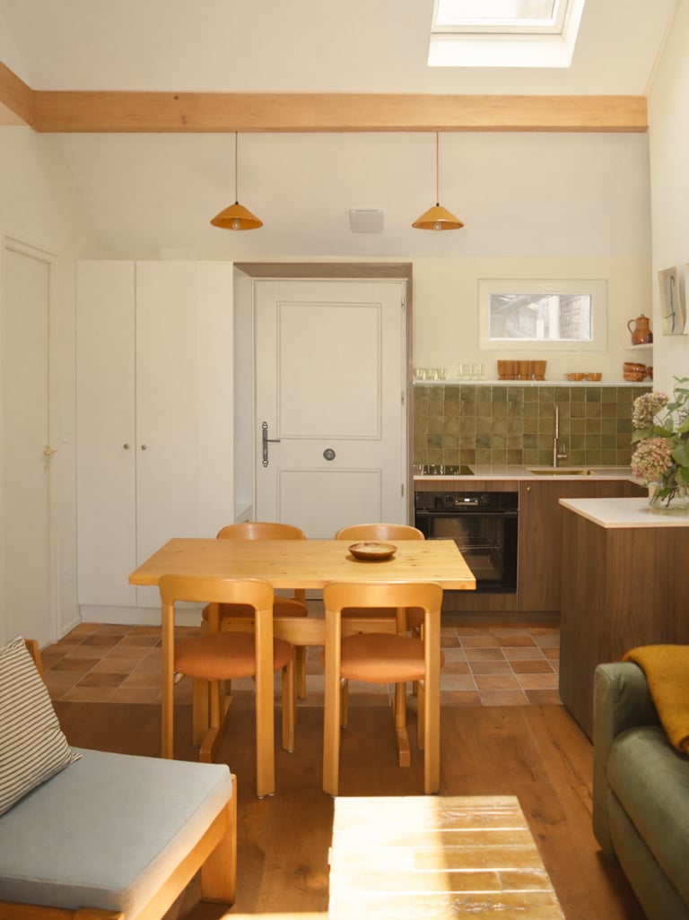 Duplex à Pau, tommettes et parquet massif