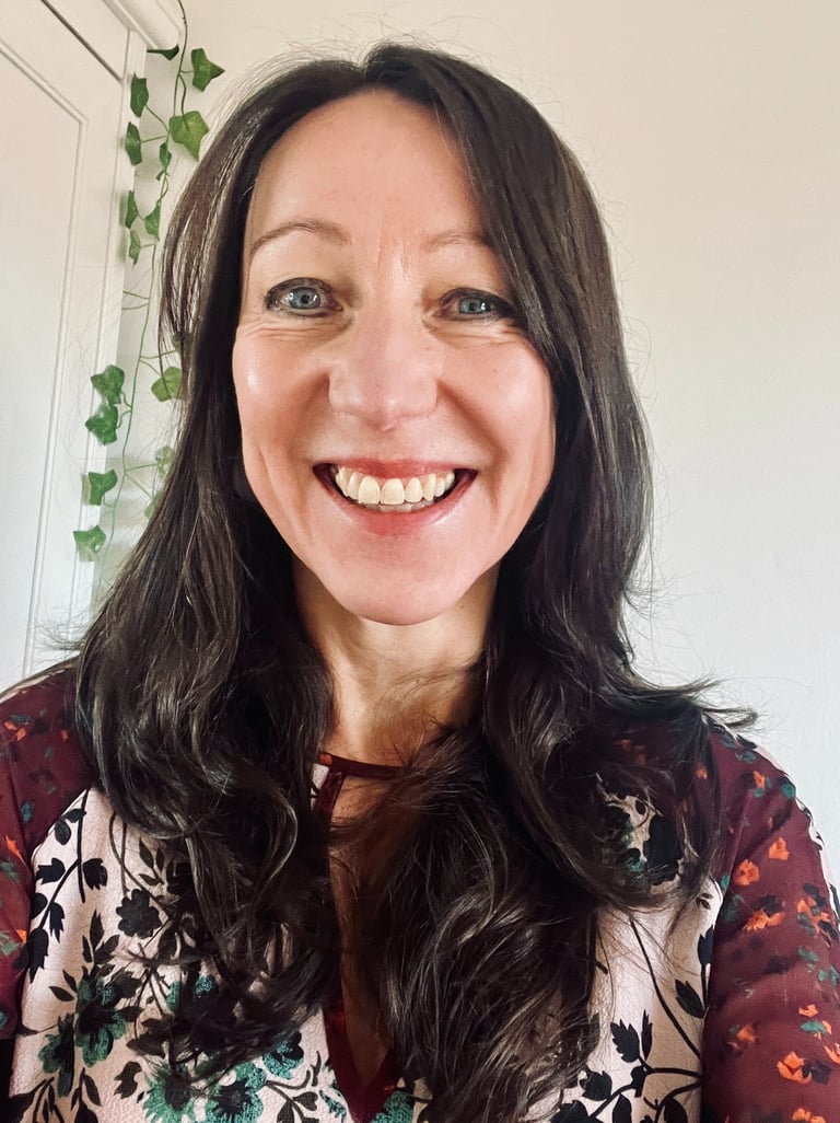 Photograph of Oliva Harrisson smiling
