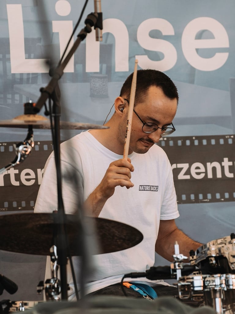 Steffen - Schlagzeug Drums - AAFAG AufAlleFälleAllesGute Auf alle Fälle alles Gute