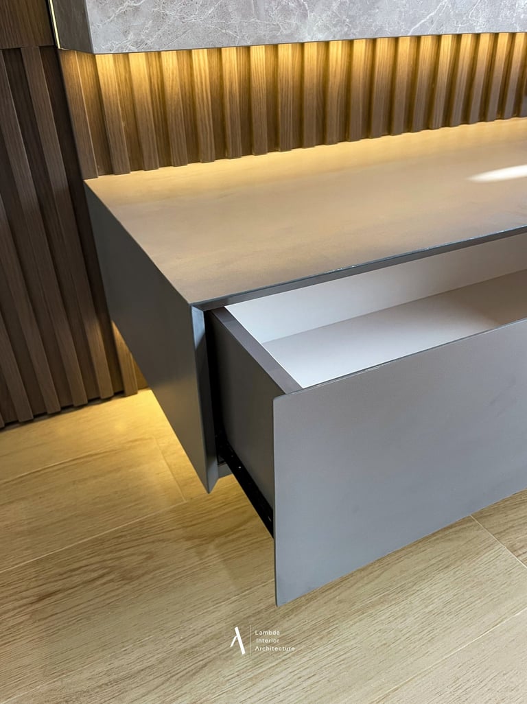 lambda interior kudus