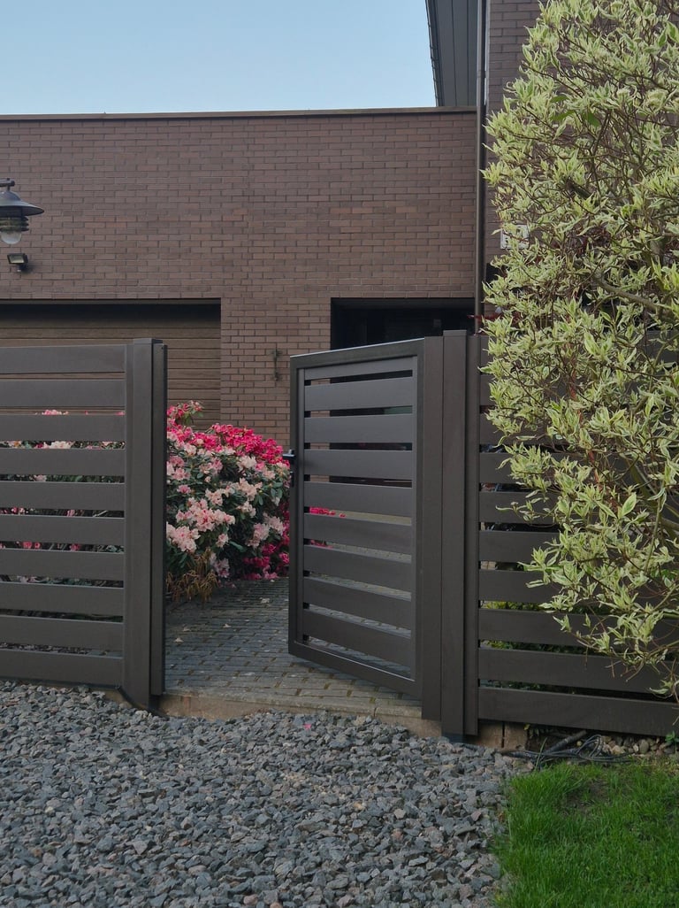 tvora polisad RAL 8019