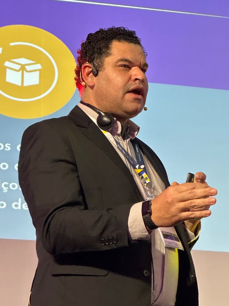 Assessoria Editorial - André Ribeiro Marques - Expansão