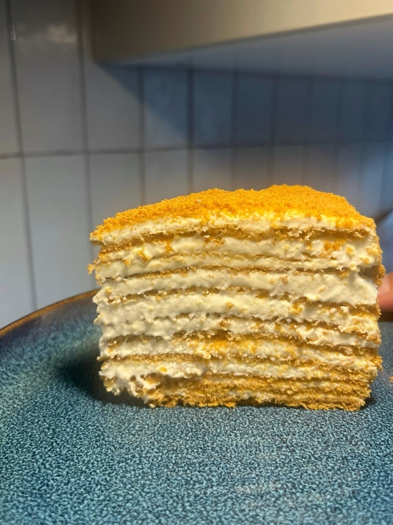 Gâteau au miel - une part