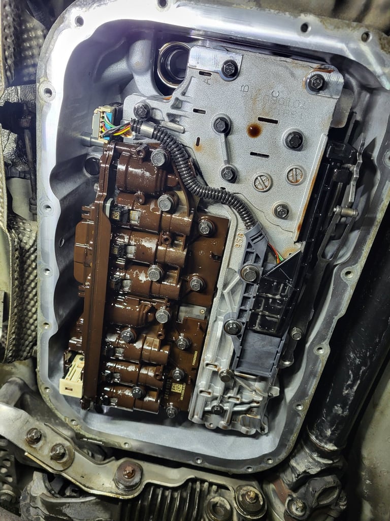 Сервис на автоматски менувач – отворање и проверка на внатрешни делови тјуинг гараж ап Skopje