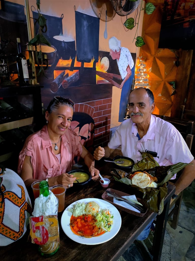 clientes felices en candelabro parrila