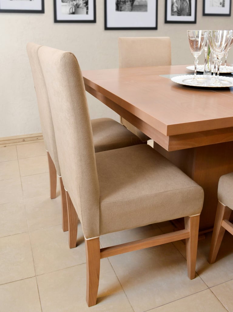 alt="nettoyage chaises Paris"