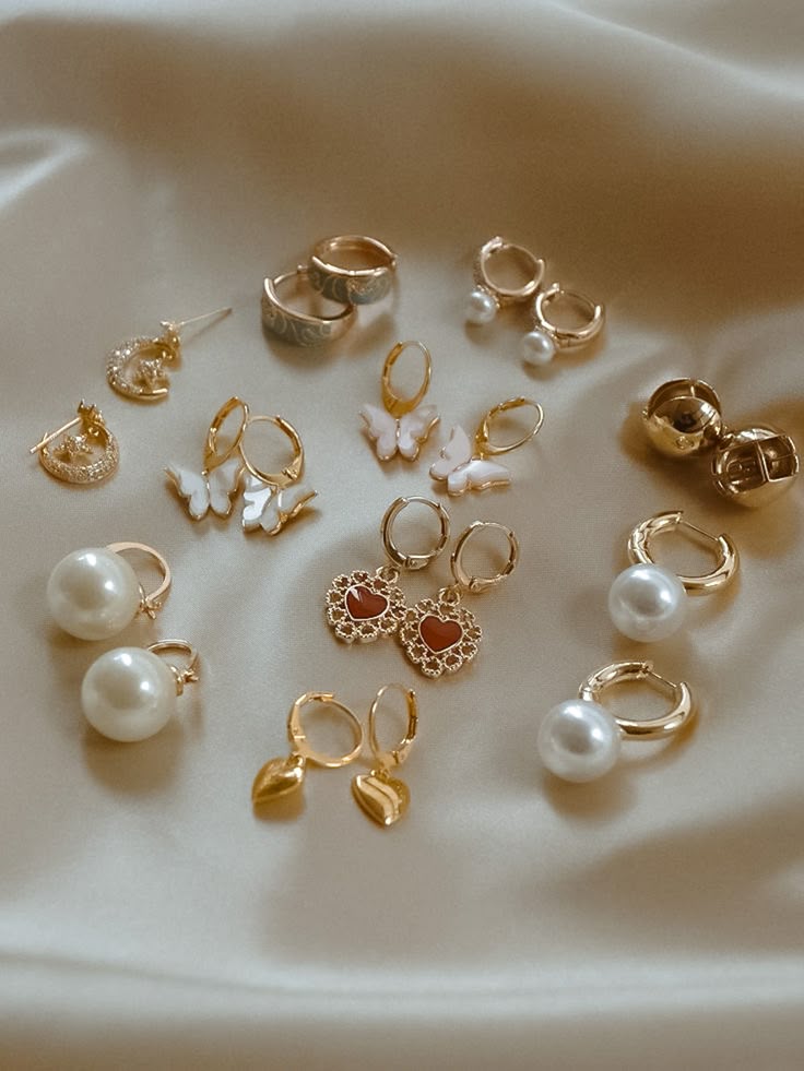 jewellery\