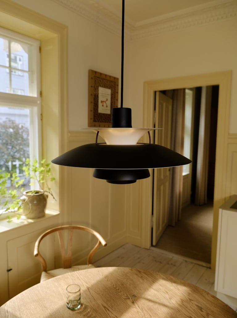 PH5 Black Edition šviestuvas