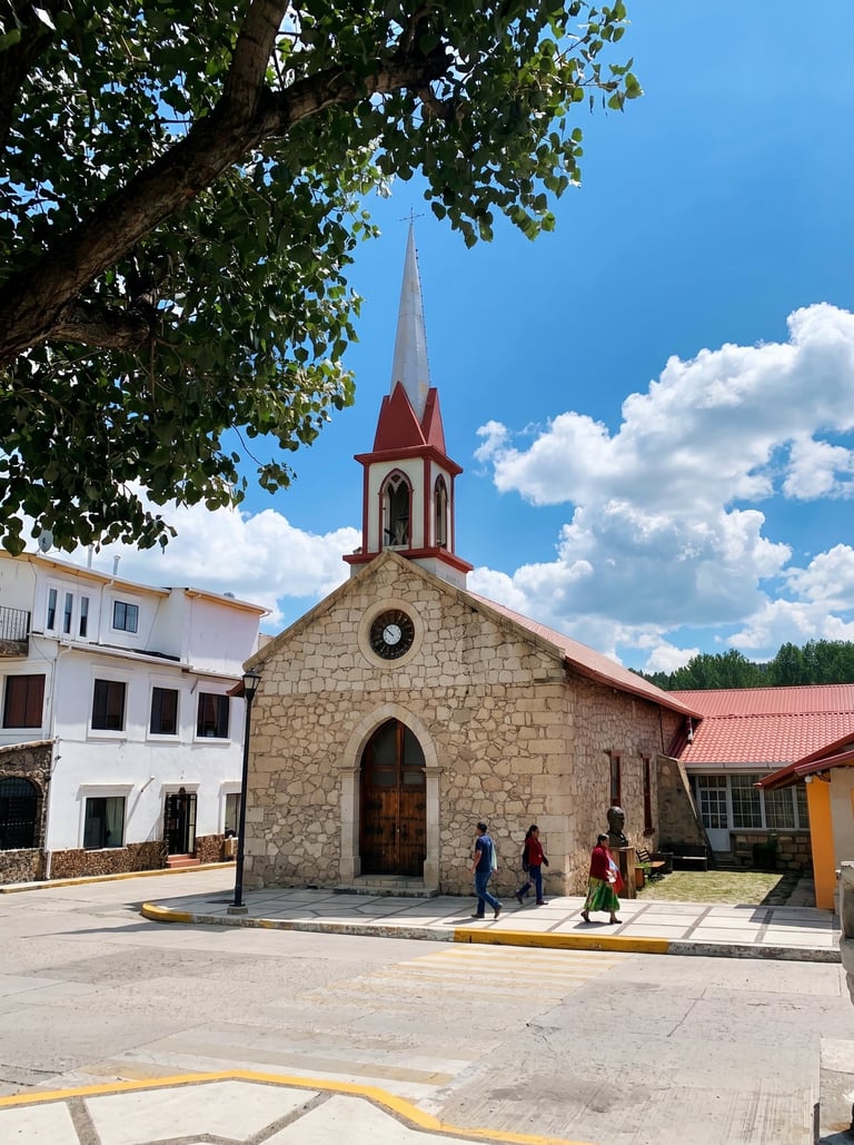 Iglesia Cristo Rey en Creel, Chihuahua