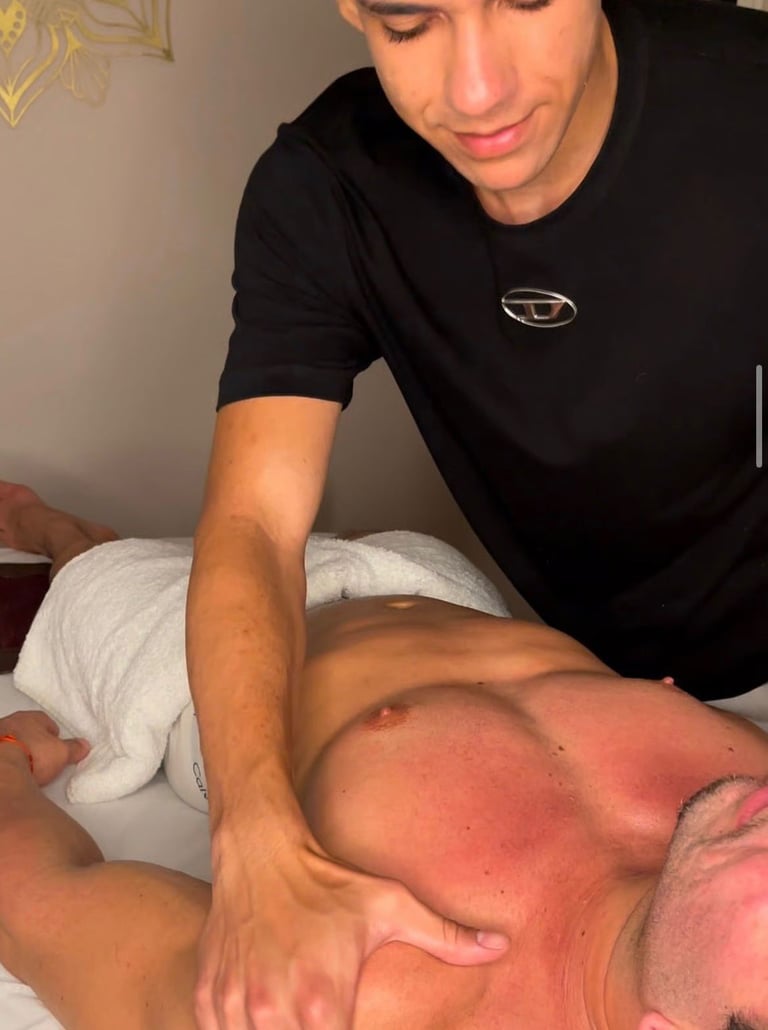 Massagista masculino em Curitiba
