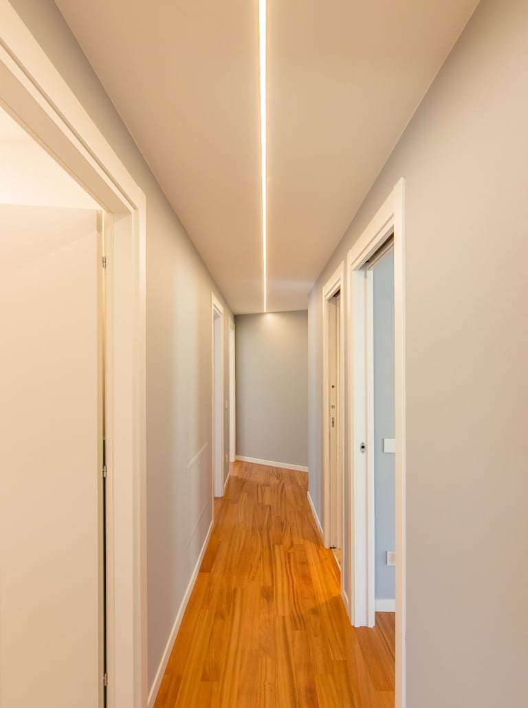 profilo led incasso cartongesso corridoio