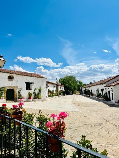 Campanario de Frentes. El Patio