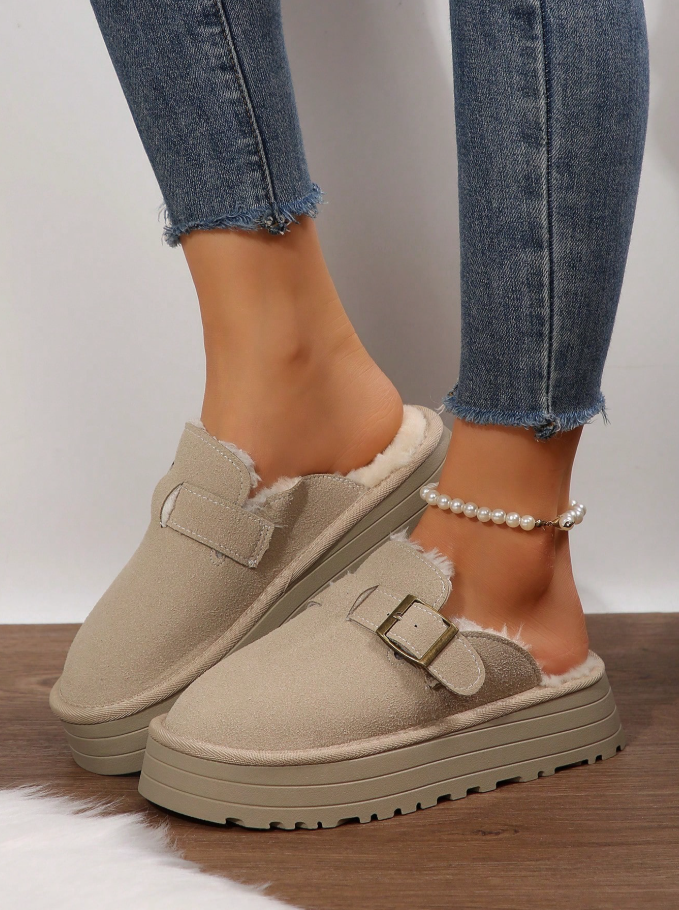 Women’s black slip-on platform loafers with chunky heels, stylish and comfortable winter shoes for s