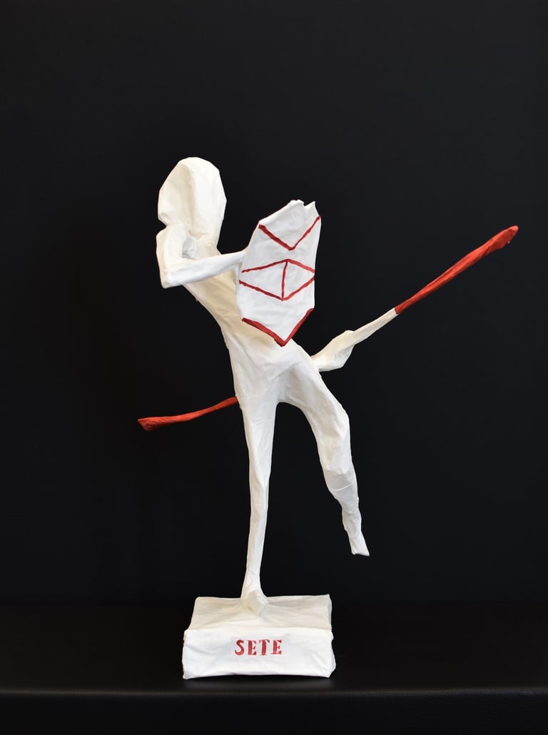 sculpture jouteur papier Sète