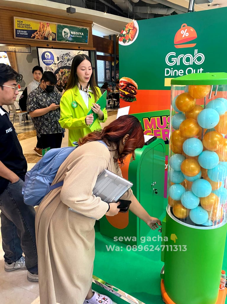 sewa mesin gacha small