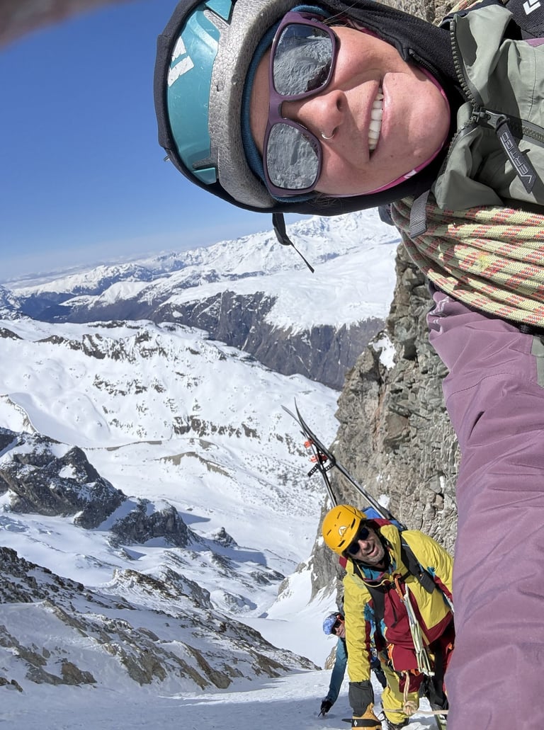 Actividades guiadas en montaña. Guías de alta montaña UIAGM profesionales. Foto Serret du Savon
