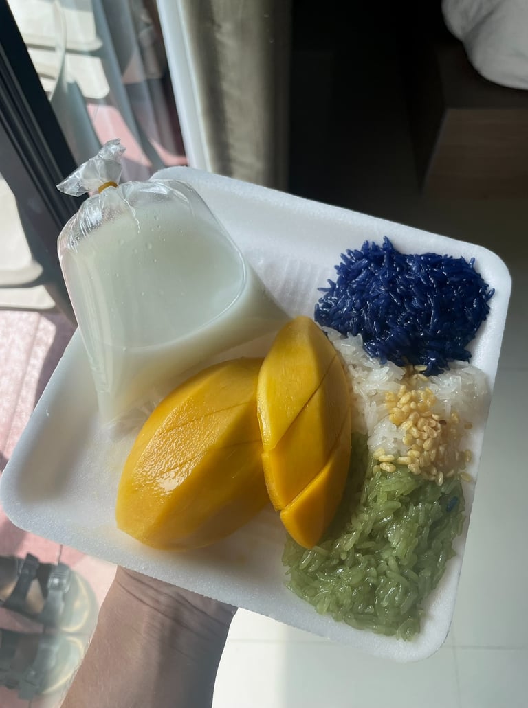 mango sticky rice deser w Tajlandii