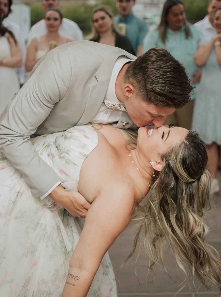 Wedding Retreats Reception Kiss