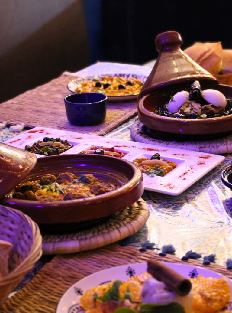 Tajines marocains faits maison servis au restaurant Majorelle à Bordeaux 