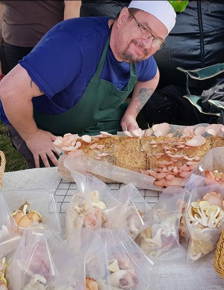 Ian the Chef admires his oyster growing kit