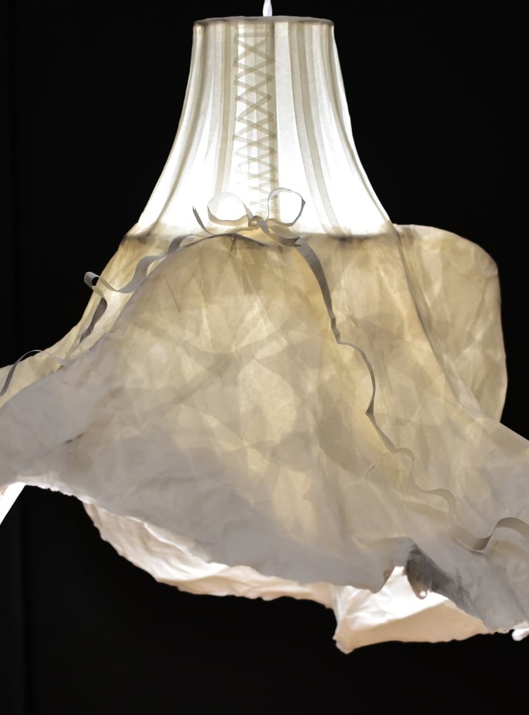 tenue de soirée sculpture lumineuse