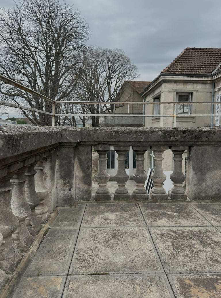 View from the terrace overlooking the townhouse in Avignon – studio renovation project
