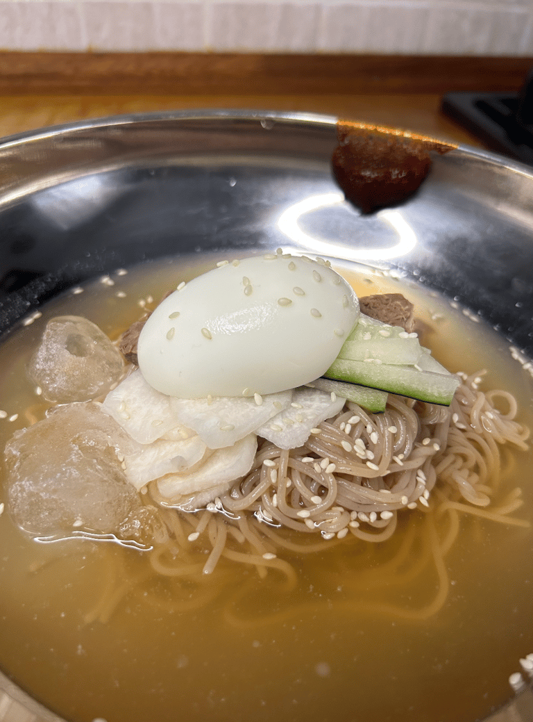 Mul naengmyeon | © Cookingwiththehamster