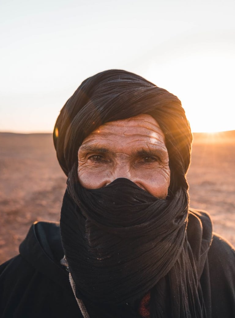 hiking with nomads in the desert with soul of nomads