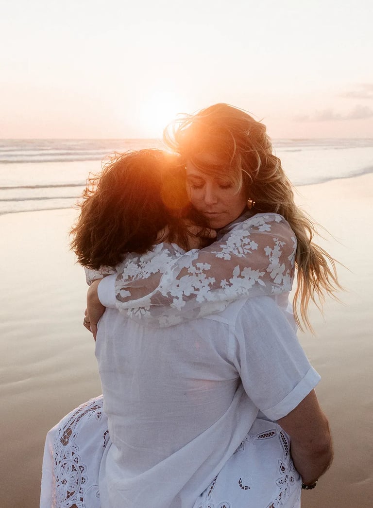 Engagement session with professional wedding photographer Romain DANIEL, France, inframe photographie