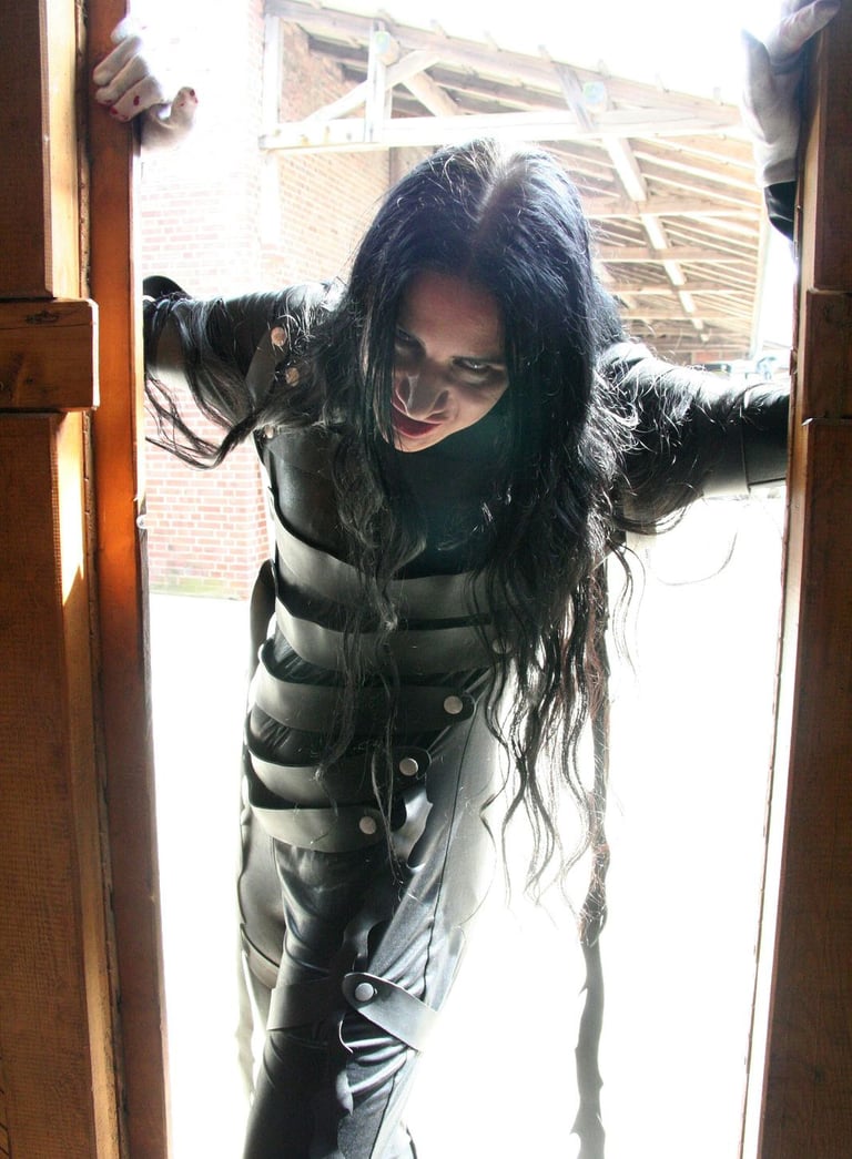 Cosplay costume: Alucard in cage outfit on Hellsing LARP | Vladdi Cosplay