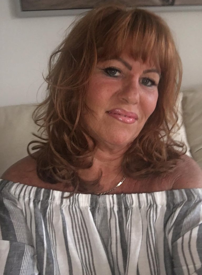Sandra the mobile hairdresser in Marbella