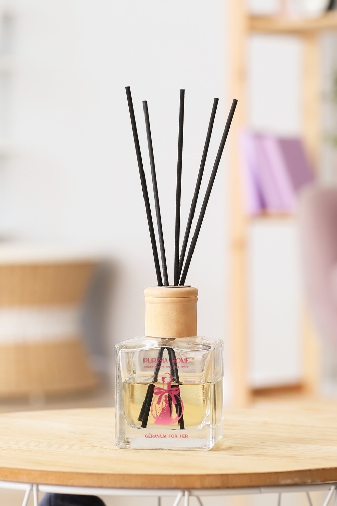 bộ khuếch tán tinh dầu que gỗ để bàn