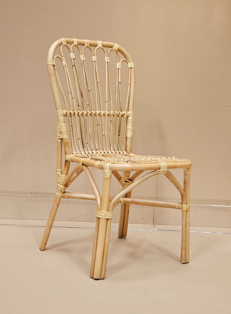 Rattan chair natural finishing color