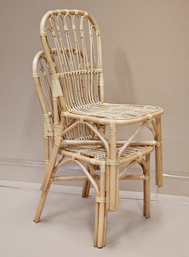 Stakeable rattan chiar