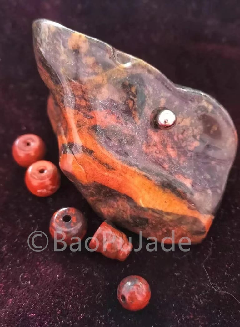 Iddingsite meteorite/天寶石 Gem Grade Meteorite