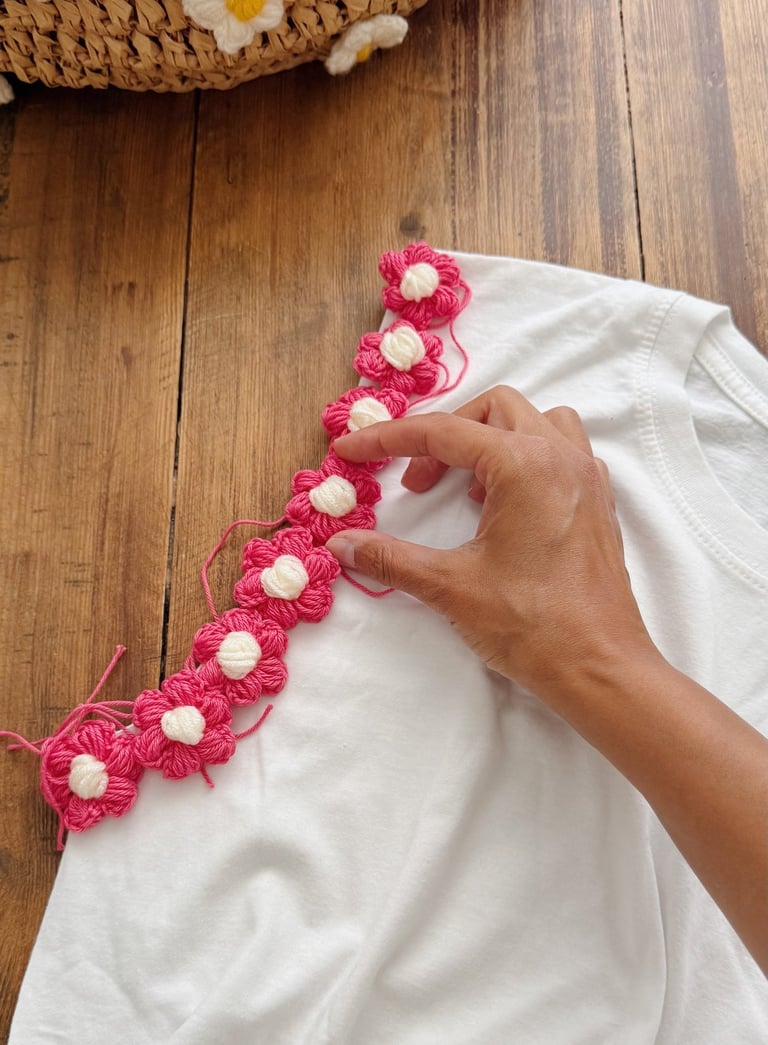 Customizar prendas con flores puff crochet