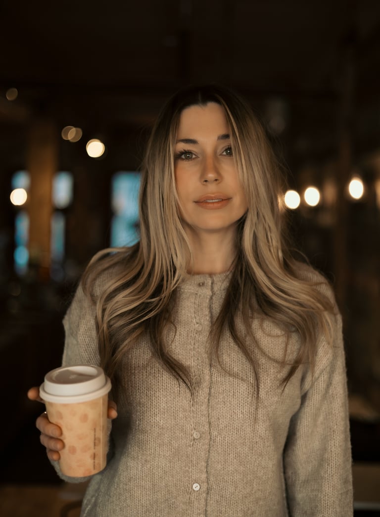 Portrait, model, blonde, montreal. photographer, beautiful