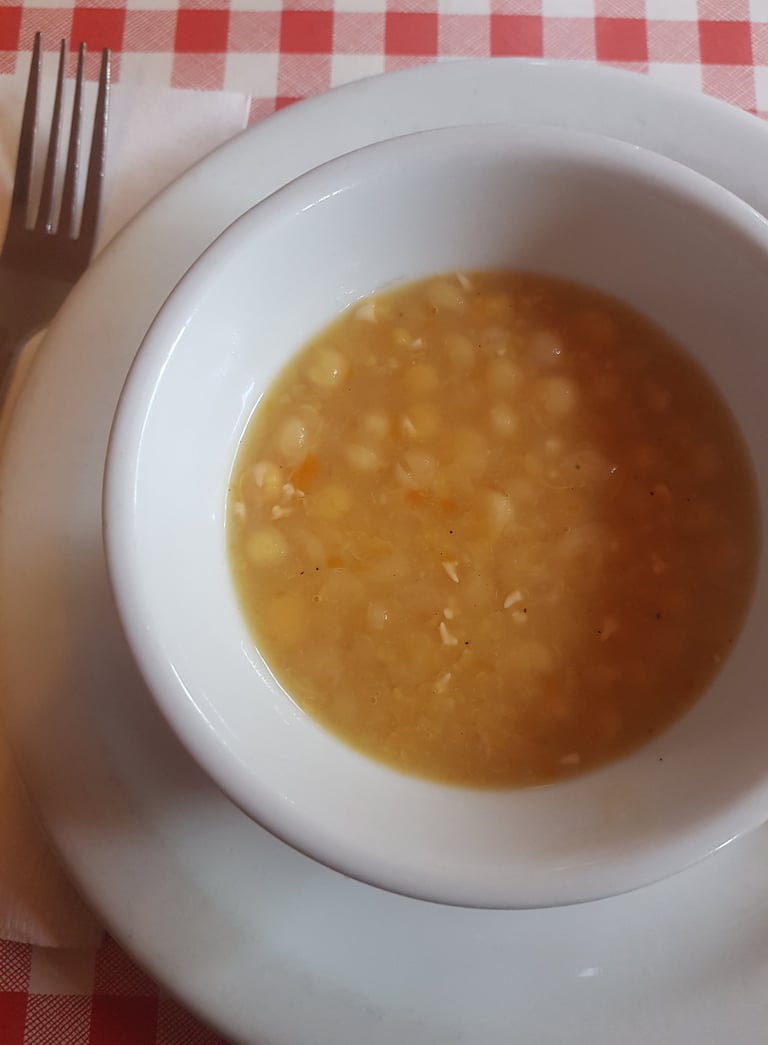 repas-cabane-sucre-quebec-sirop-erable