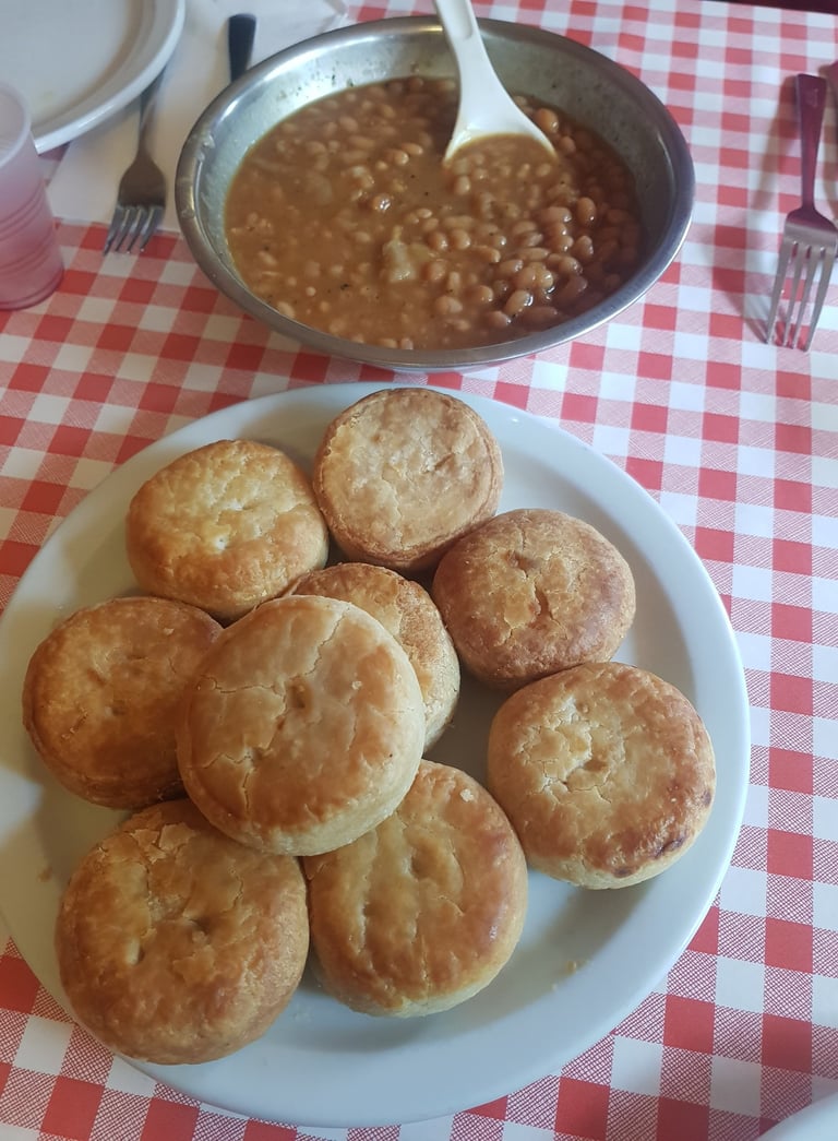 repas-cabane-sucre-quebec-sirop-erable