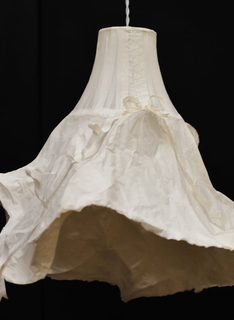 tenue de soirée sculpture lumineuse