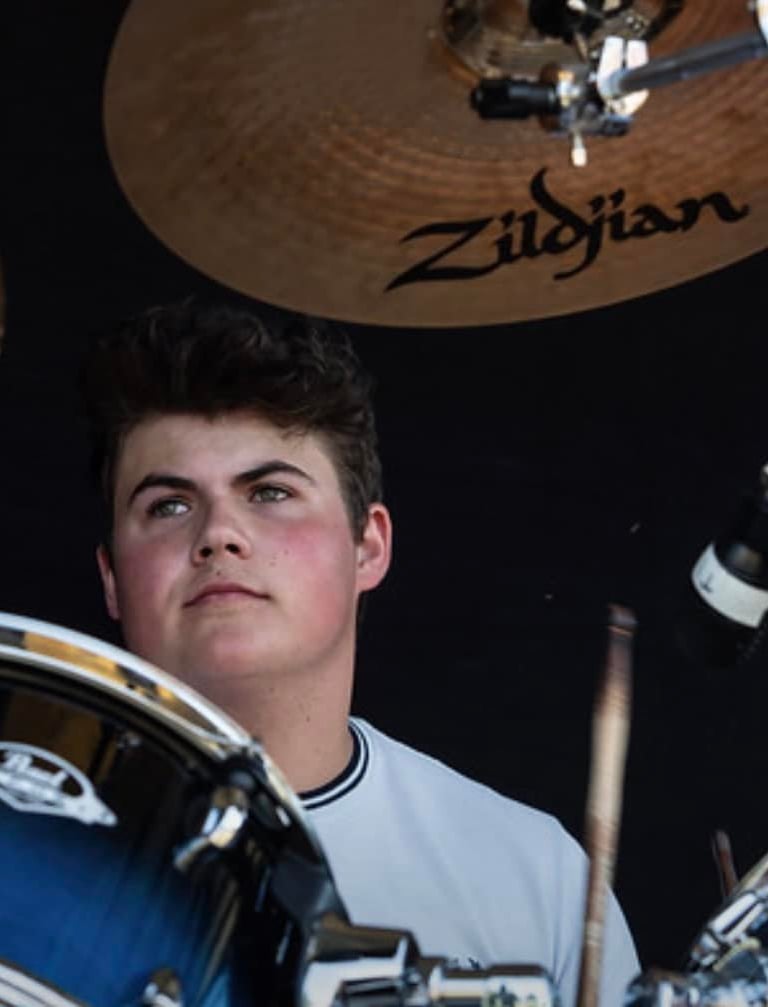 Ethan The Dodgers - Rock/Pop covers band Banbury