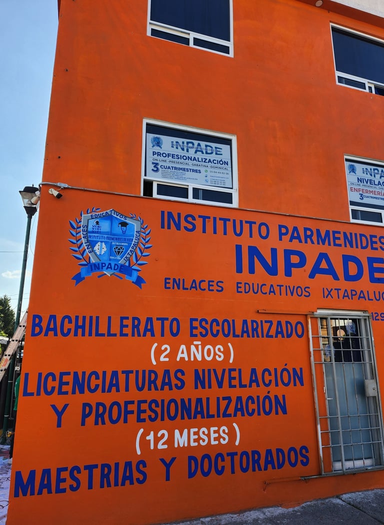 FACHADA DE EDIFICIO INSTITUCIONAL
