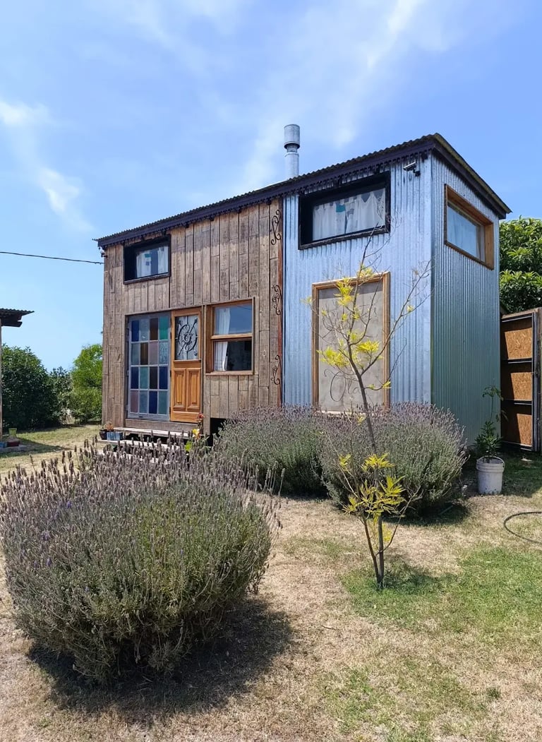 Alojamiento tiny house Siestas y Olas a metros del mar y rodeada de naturaleza