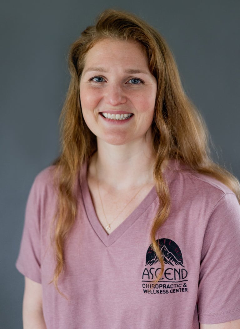 Dr Suzanne Colesar Yerger. Williamsport chiropractor, Pregnancy, sports injury, back pain, headaches