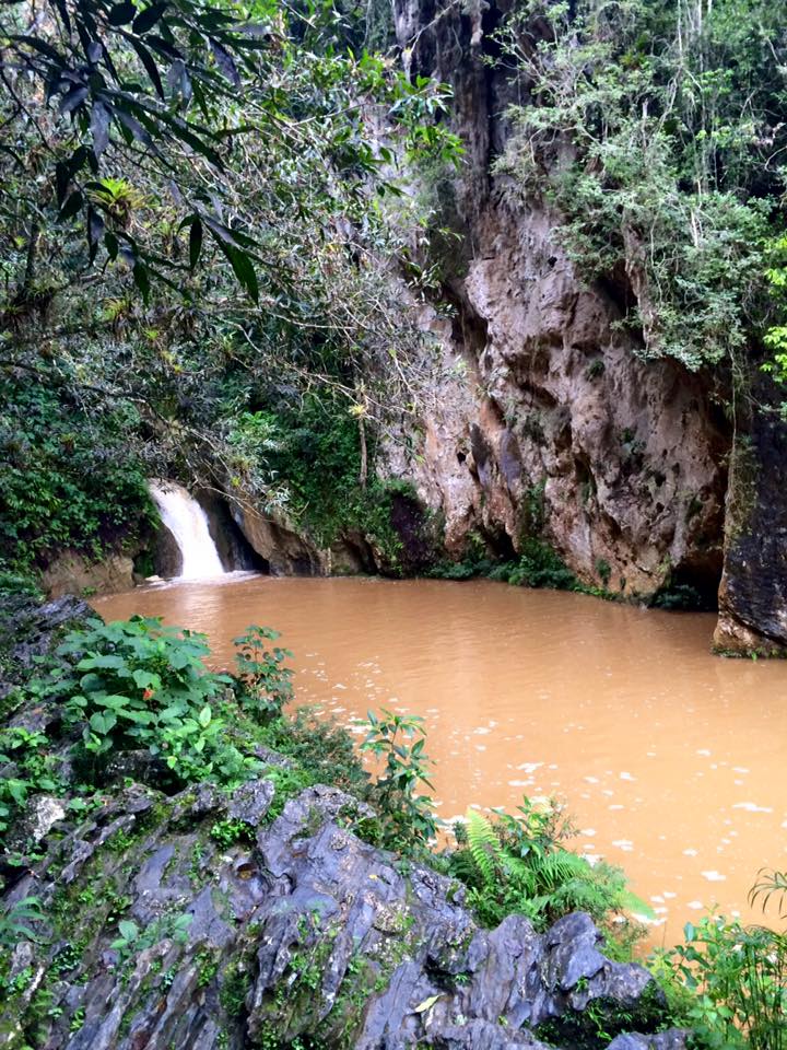 cascade El Caburní