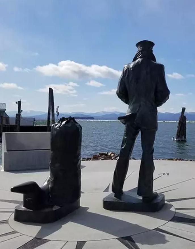 a statue of a lone sailor