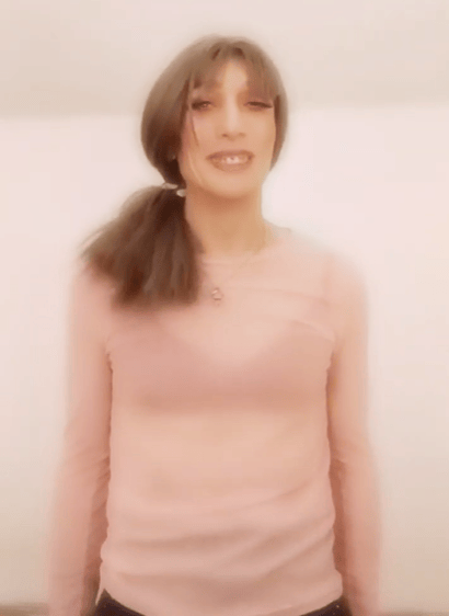 féminiser la voix voir une voix féminine transgenre travesti